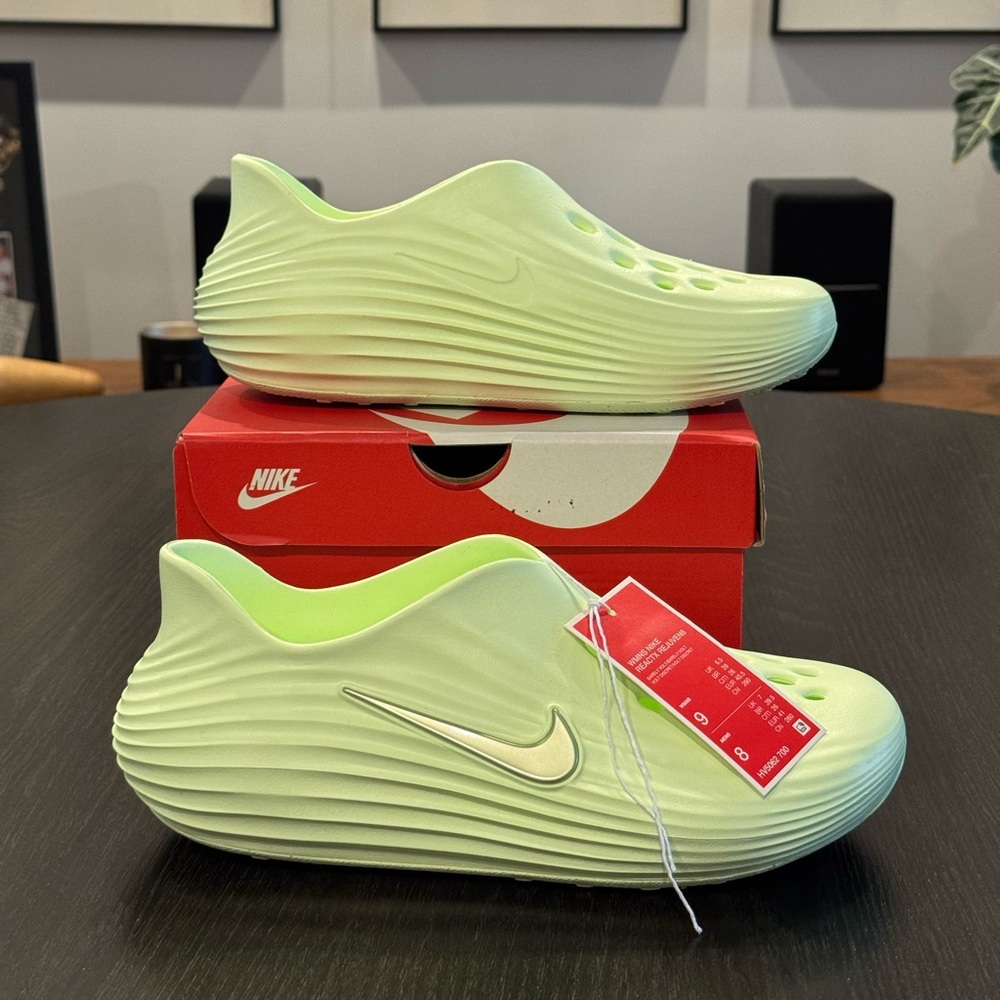 Wmns ReactX Rejuven8 'Barely Volt'